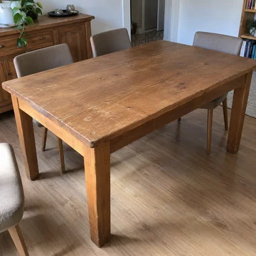 Table en bois de seconde main